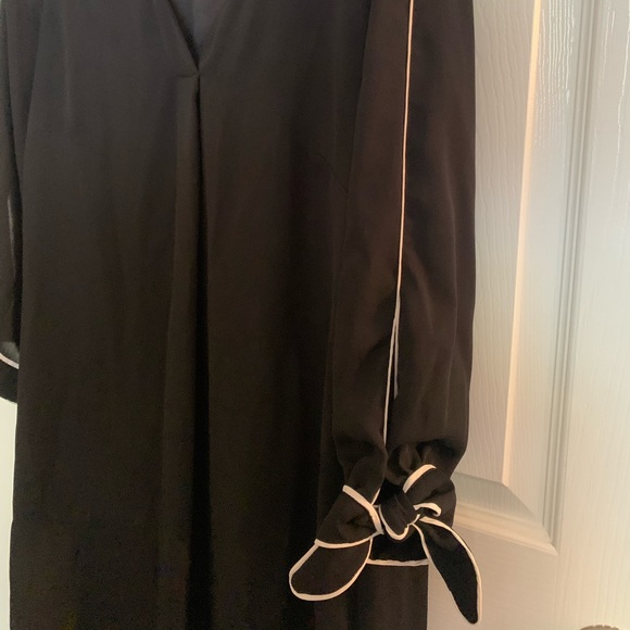 PROFESSIONAL BLACK DRESS - Picture 3 of 3